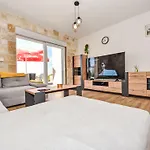 Vulelija By Interhome Benkovac