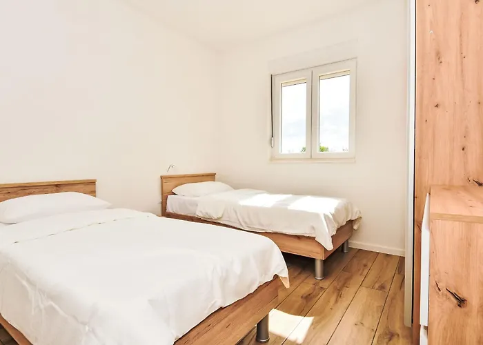 Vulelija By Interhome *