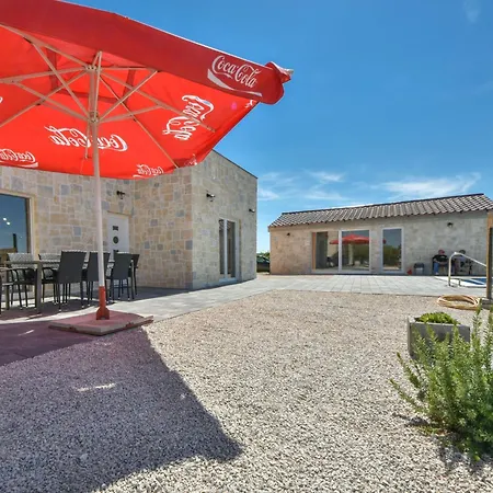 Vulelija By Interhome