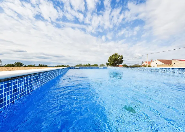 Vulelija By Interhome בנקובאץ