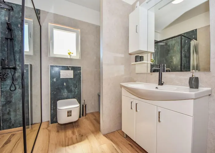 בית נופש Vulelija By Interhome בנקובאץ